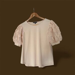 Adrianne Papell Cream Blouse with Puffy Lace Sequin Floral Details on Sleeves.